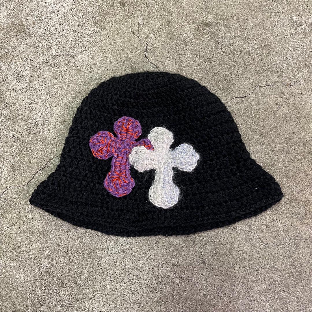 Y.A.R.N クロスモチーフ ニットハット ブラック - メルカリ