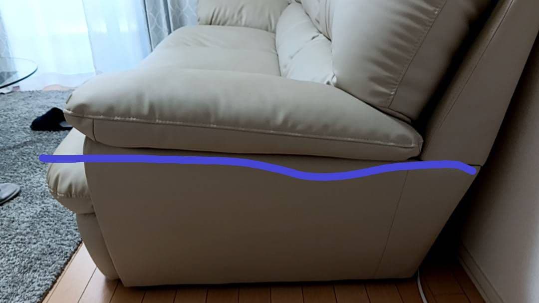 6/16廃棄予定)ベージュ 合成皮革 2-3人掛けソファ - メルカリ