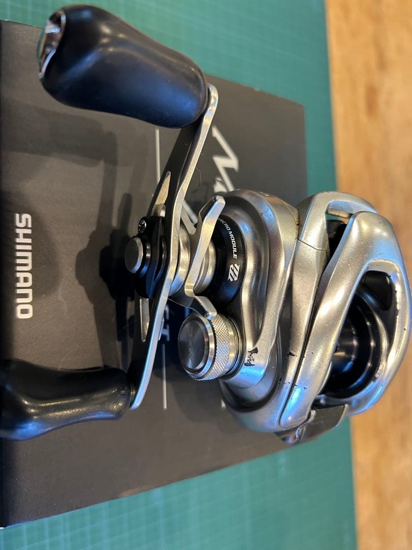 シマノ　16メタニウム MGL HG Amazon | シマノ(SHIMANO) ベイトリール 両軸 16 メタニウム MGL HG 右