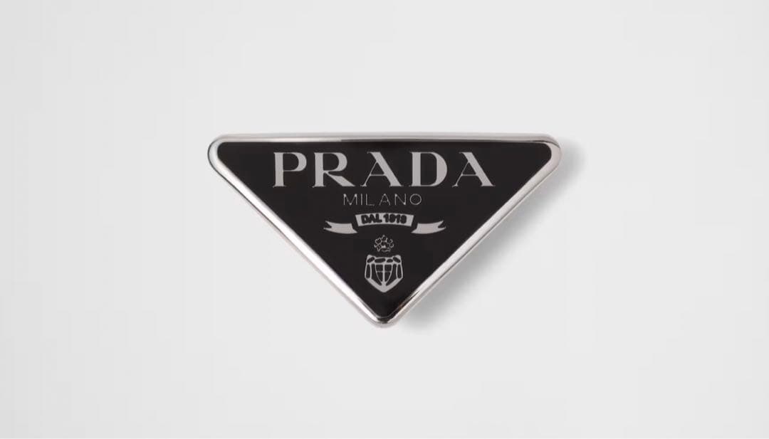 PRADA プラダ　メタルヘアクリップ 国内買付【PRADA】メタル ヘアクリップ ヘアアクセサリー (PRADA/ヘア
