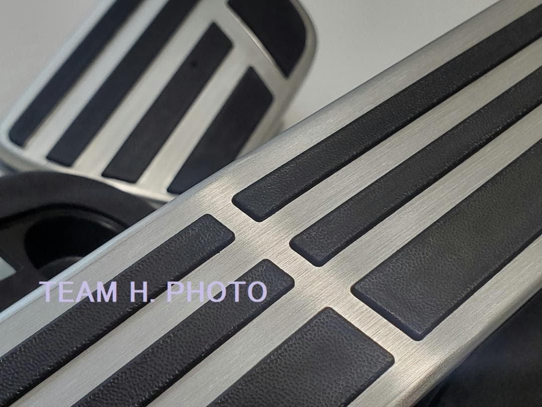 45.40系アルファード・ヴェルファイアに レクサス純正 アルミペダル RX