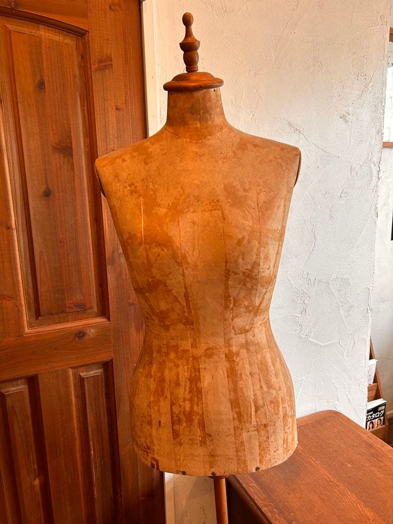 アンティーク木製トルソー店舗インテリア トルソー/マネキン/ディスプレイ/店内什器/アンティークトルソー/撮影