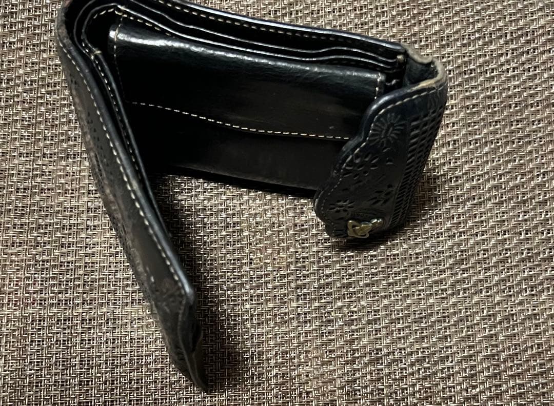 ヴィヴィアンウエストウッド 廃盤 スカル 二つ折り財布 箱付 黒×赤