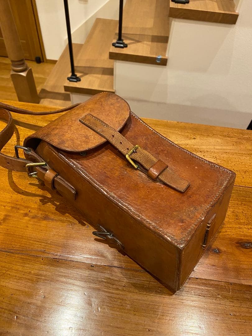 lowzy36　マドセン機関銃/ブレン軽機関銃の革マガジンケース WW2 GHOST GEAR Single Long Magazine Pouch for KRISS VECTOR Magazine