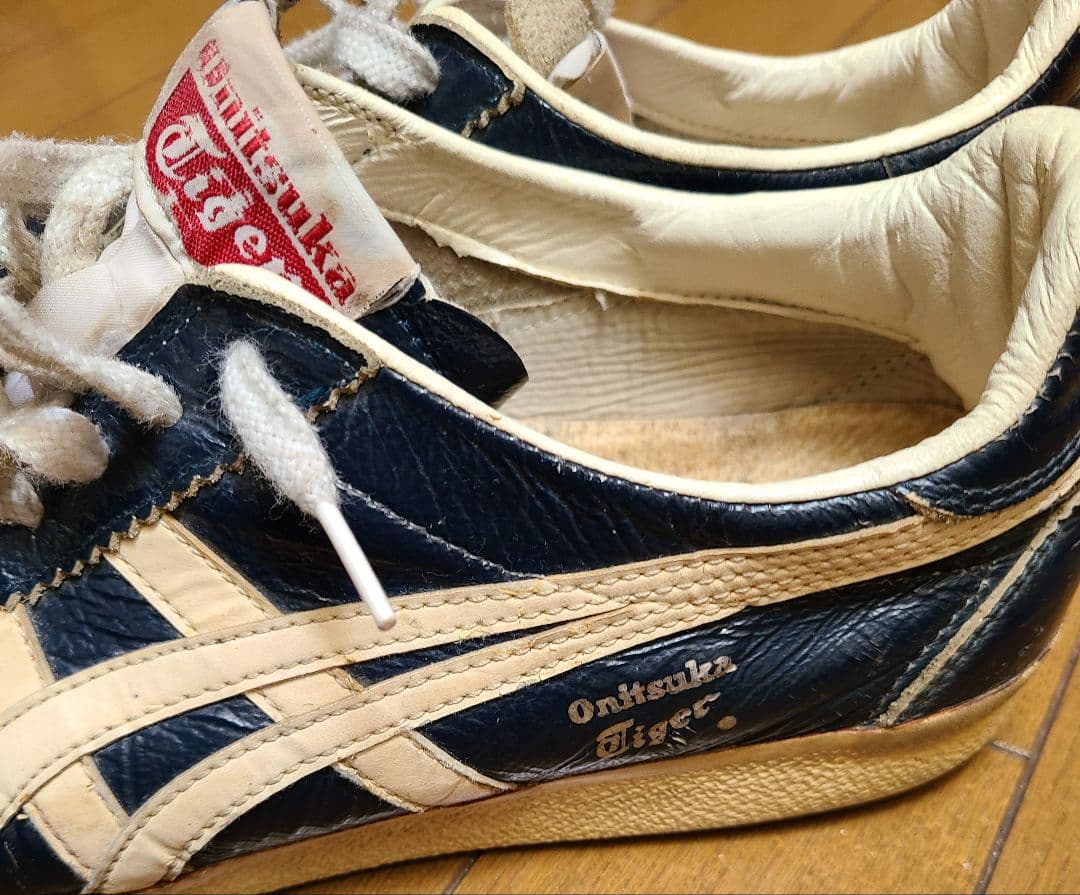 激レア貴重 箱あり】オニツカタイガー ビッカー72 - メルカリ