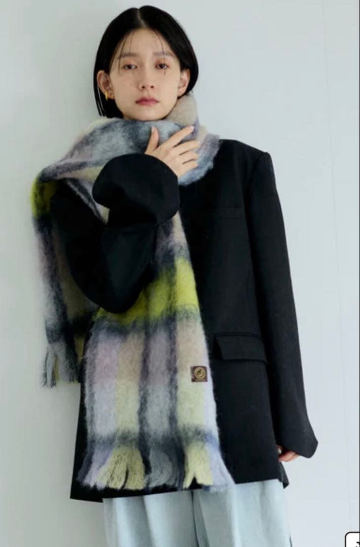 MANTAS EZCARAYマンタス エスカライ モヘヤチェックマフラーストール MANTAS EZCARAY（マンタスエスカライ） ストール マフラー VIEWS