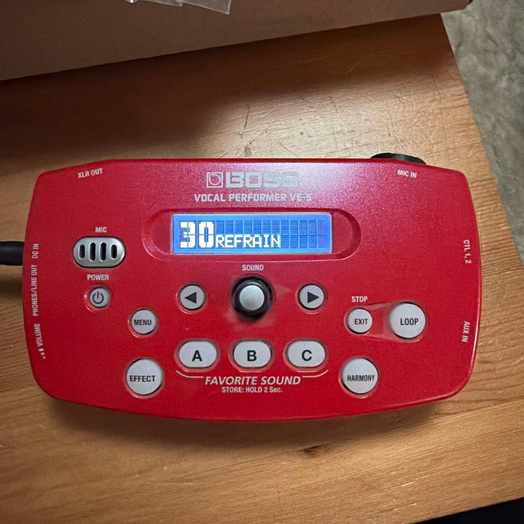 ボーカルエフェクター　VE-5 Amazon.com: Boss VE-5 Vocal Performer Effect Processor (Red