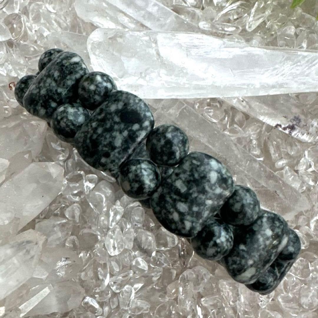 遠野霊石Tono Reiki Stone】 高波動オリジナル特別仕立てバングル