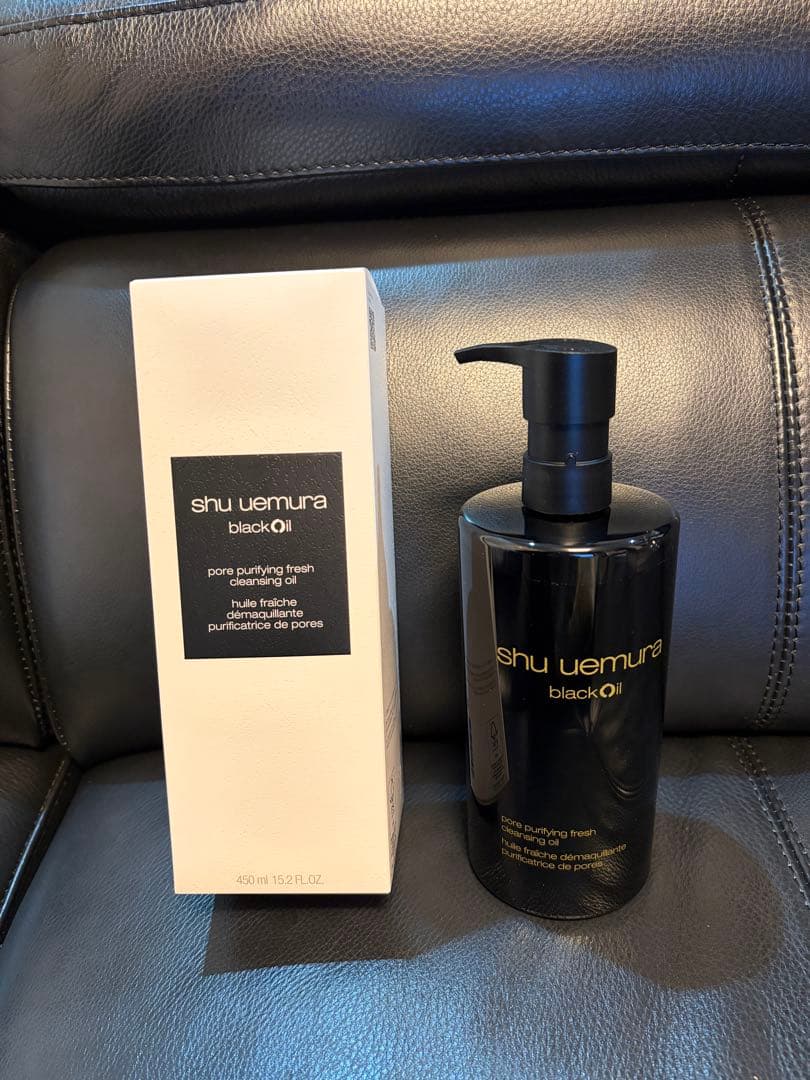 shu uemura black Oil クレンジングオイル　50ml3本セット シュウ ウエムラから2種の“黒”を配合した「ブラック クレンジング