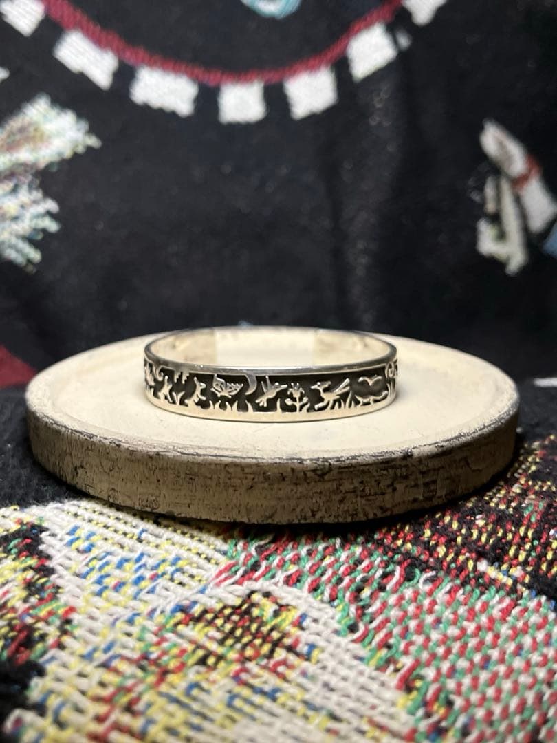 動物モチーフ⭐︎ インディアンジュエリー バングル レイモンド・キャセヨウスィー作 動物モチーフ⭐︎ インディアンジュエリー バングル レイモンド