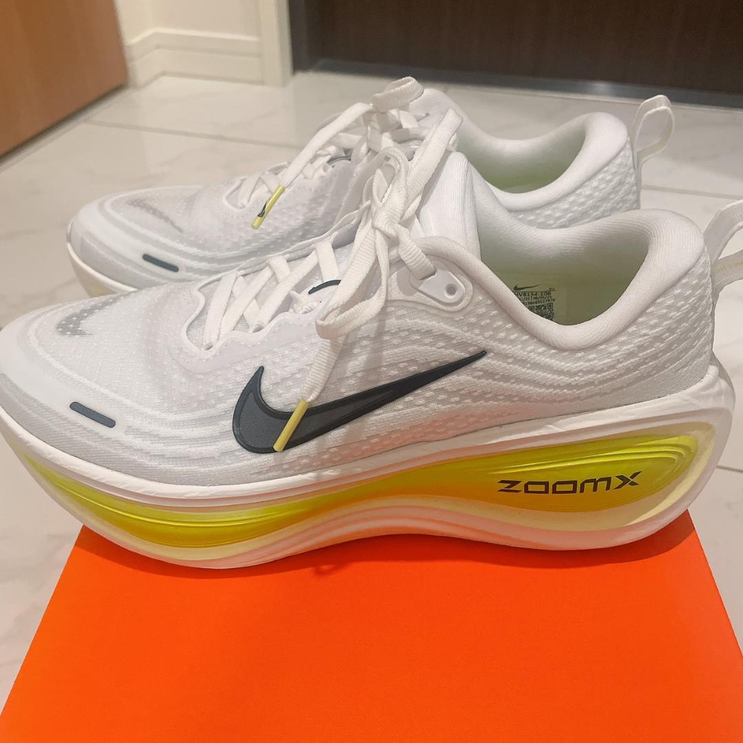 ナイキ ボメロプラス／ホワイト×グリーン 25.0 - メルカリ