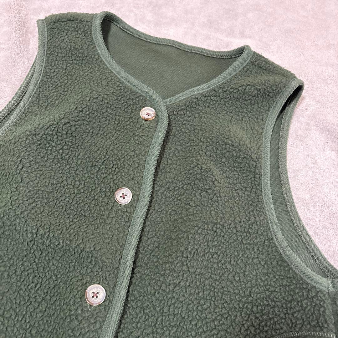 ダークグリーン フリース ベスト Mサイズ - メルカリ