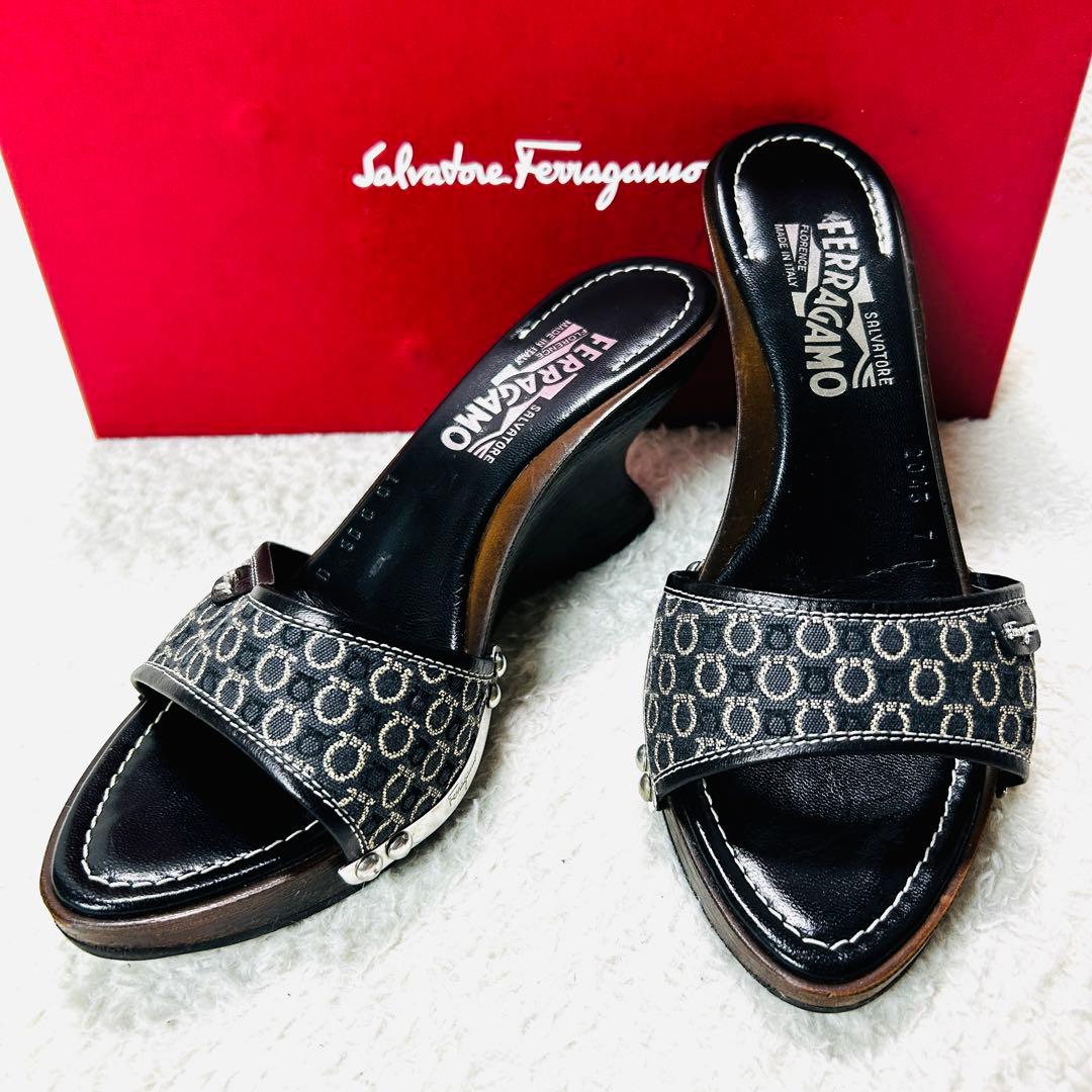 【美品✨箱付】フェラガモ ナッパレザー ミュール サンダル ガンチーニ 7D ガンチーニ サンダル - ウィメンズ | Ferragamo