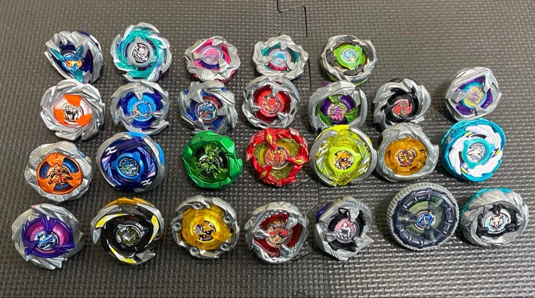 ベイブレードX まとめ売り　未使用品も○ 2026年最新】ベイブレードXまとめ売りの人気アイテム - メルカリ