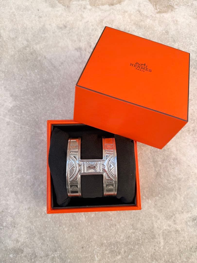 エルメス　トゥアレグ　アノ　バングル　ブレスレット　最安値 中古・古着通販】HERMES (エルメス) アノー トゥアレグ ブレスレットPM