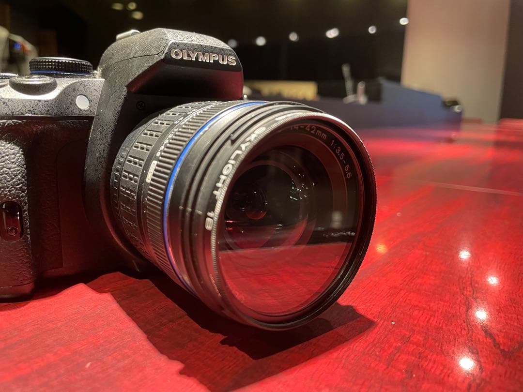 OLYMPUS E-620 +ZUIKO DIGITAL14-42+2GBカード - メルカリ