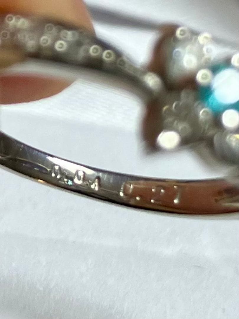 pt900＊パライバトルマリン＆ダイヤのフラワーデザインリングてす