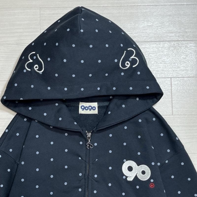 9090/ナインティナインティ/エンジェルドットジップフーディ/刺繍