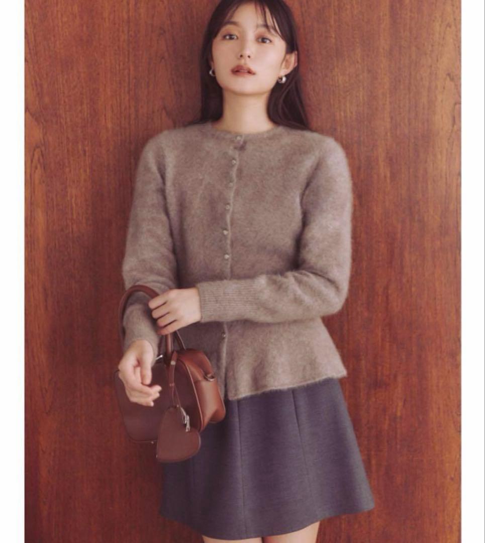 FRAY I.D FOXカシミアペプラムカーディガン モカ FRAY I.D FOXカシミアペプラムカーディガン(モカ・フリーサイズ