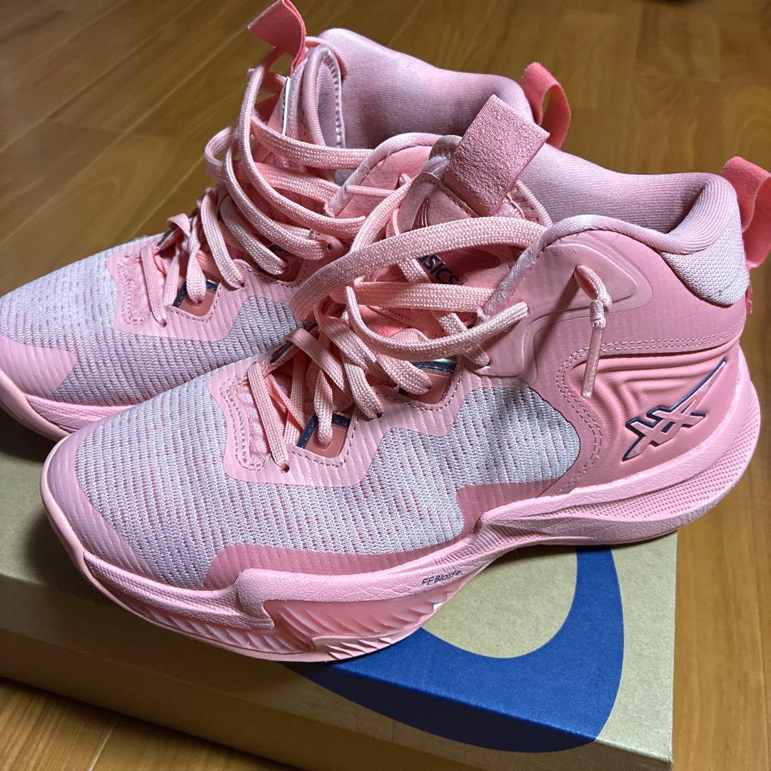 バスケットボールシューズ　ノヴァサージ3 アシックス ノヴァサージ 3 NOVA SURGE 3 1061A048 メンズ レディス