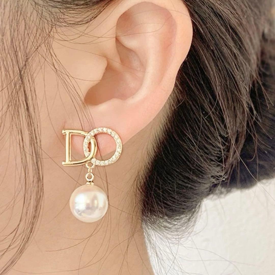 新品 Christian Dior CD ロゴ パールピアス ディオール 片耳 - メルカリ