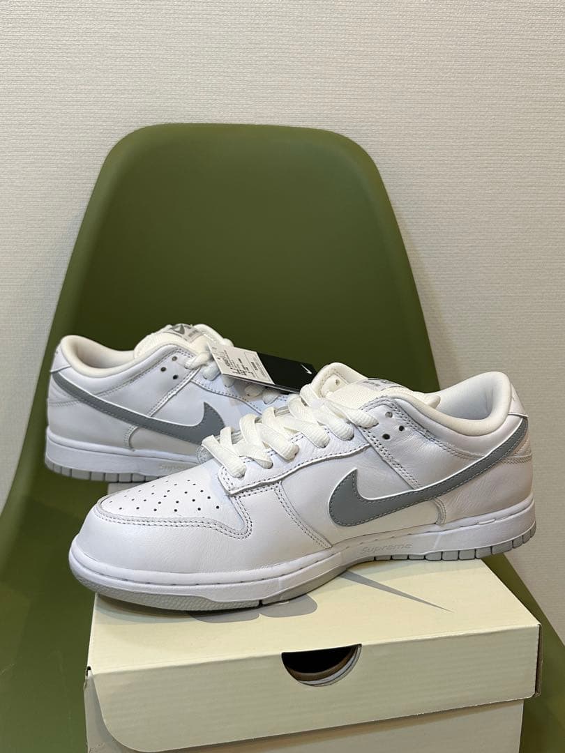 Supreme × Nike SB Dunk Low White 27.5cm