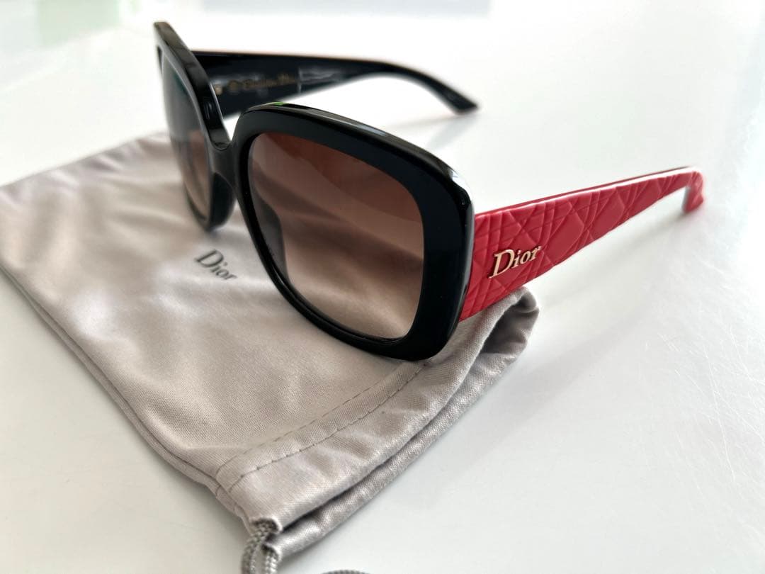 Dior サングラス ブラック レッド Christian Dior - 正規 浜崎あゆみ着 Dior グロッシー ロゴ ビッグ