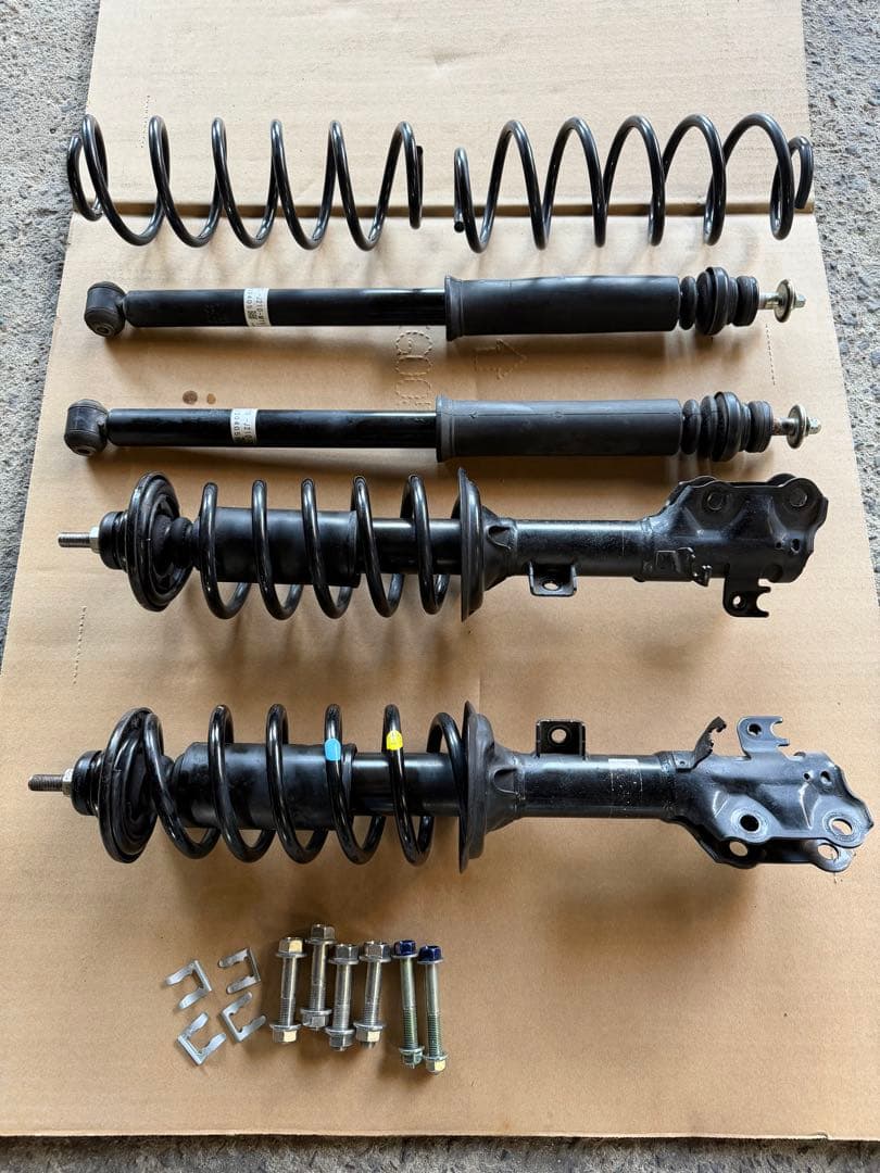 ホンダ N-BOX 純正サスペンション 前後 全国送料無料 N-BOXカスタム(JF1/JF2)純正サスペンションキット前後