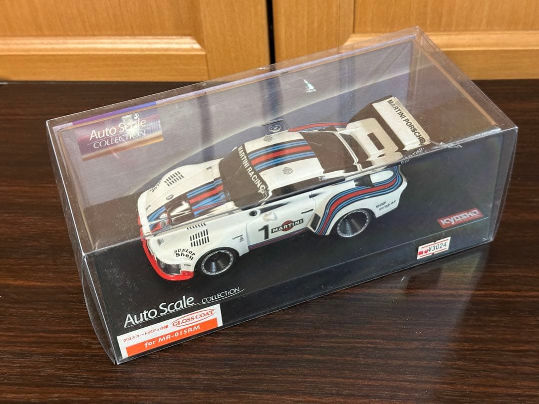 京商 ミニッツ ポルシェ　935　マルティニ　グロスコート　未開封 Yahoo!オークション -「ミニッツ ポルシェ935ターボ」の落札相場・落札価格