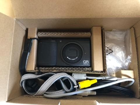 RICOH GR DIGITAL II＋初代1周年記念他 付属品多数 - メルカリ