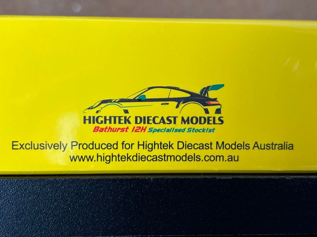 日本未発売 Spark 1/43 Jamec Racing KFC Audi