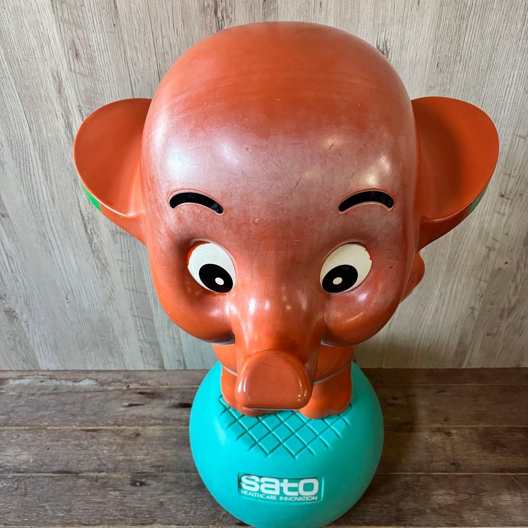 ② 等身大 サトちゃん人形 置物 高さ95cm SATO製薬 サトちゃん - メルカリ