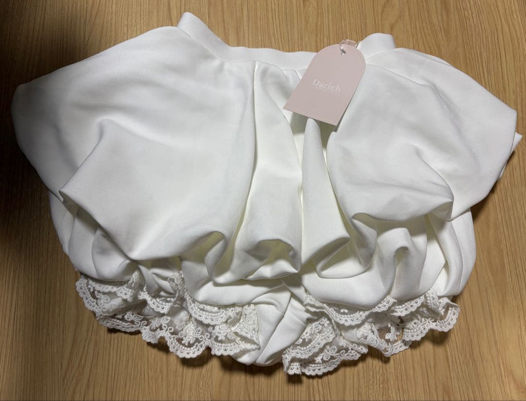 Darich ボリュームバルーンミニスカート WHT