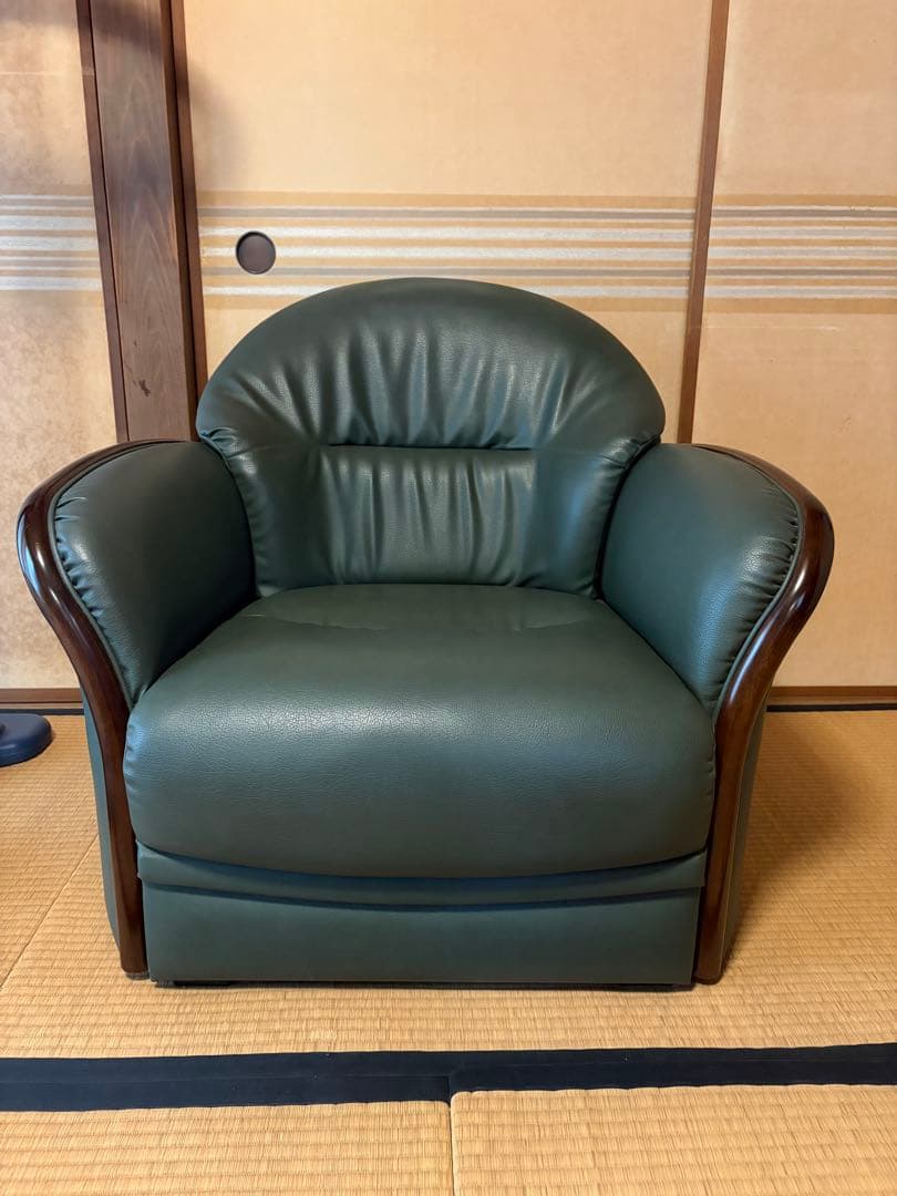 カリモク１人掛けソファNo.2 ダークグリーン　本革製 カリモク家具（KARIMOKU FURNITURE） 【地域限定】【カリモク】 2.5人