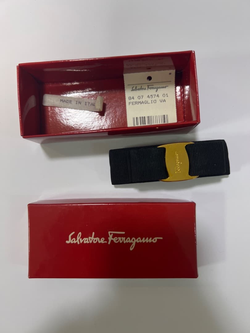 may Salvatore Ferragamo 黒リボン　バレッタ サルバトーレフェラガモ Salvatore Ferragamo SALVATORE FERRAGAMO 34