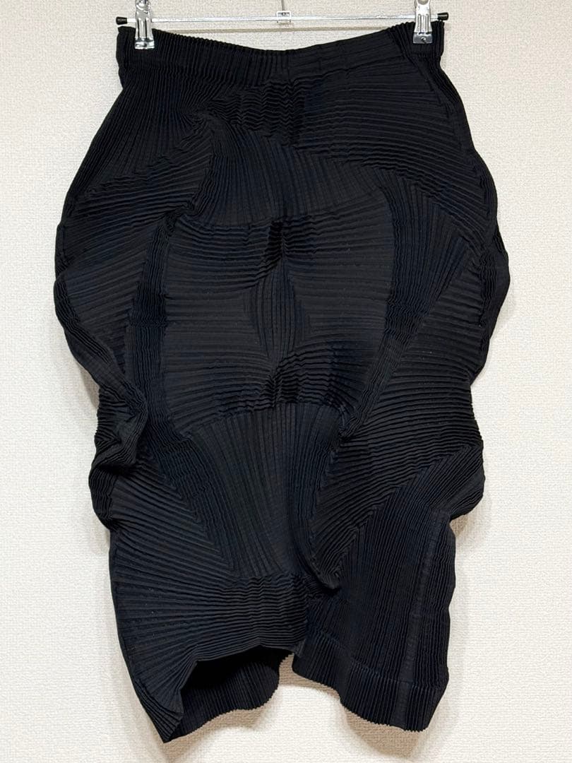 A-POC ABLE イッセイミヤケ 3Dスチーム スカート プリーツ ウエストにプリーツ A-POC ABLE ISSEY MIYAKE【快適な着心地を追求