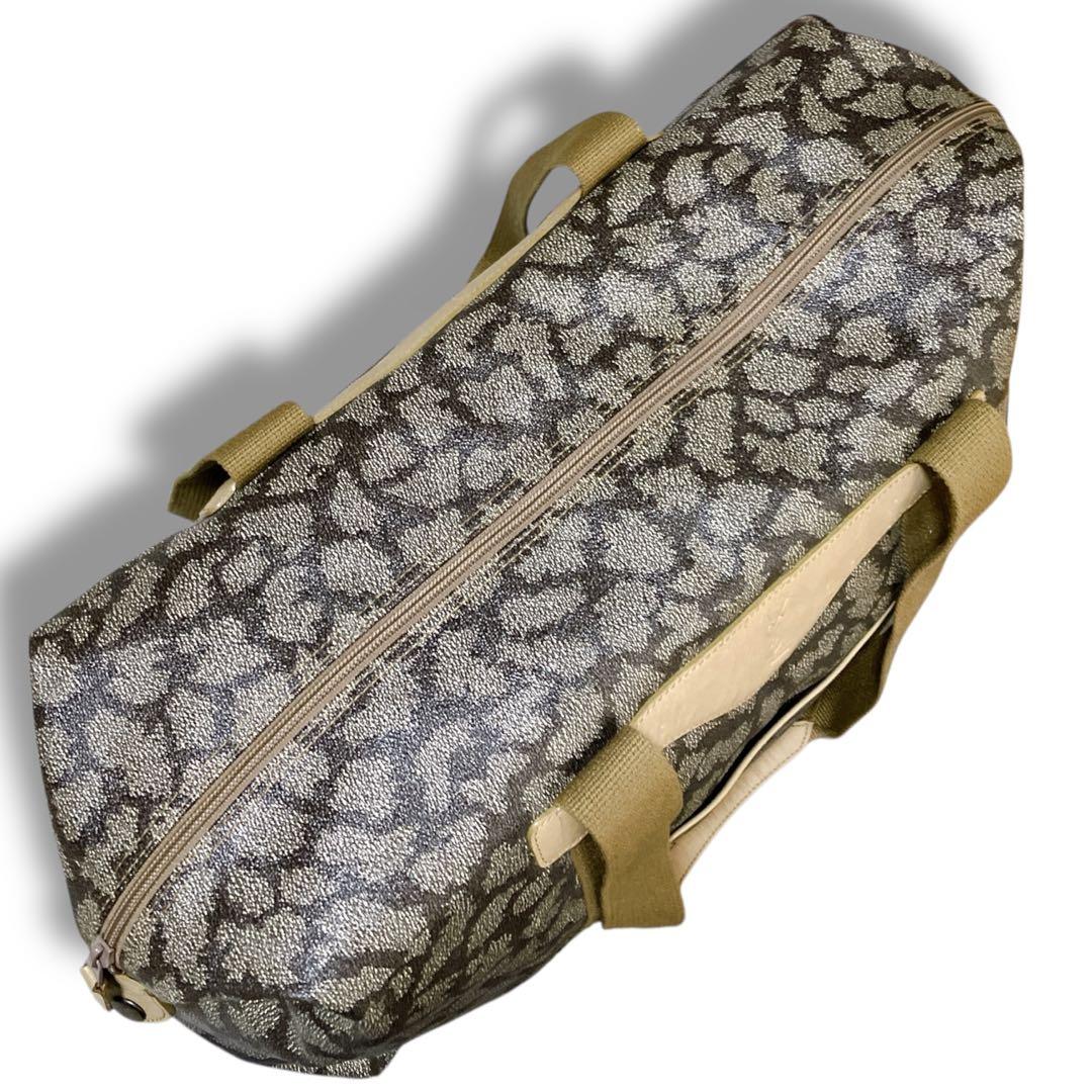 イブサンローラン ジラフ柄 肩掛け可 大容量 ユニセックスボストン