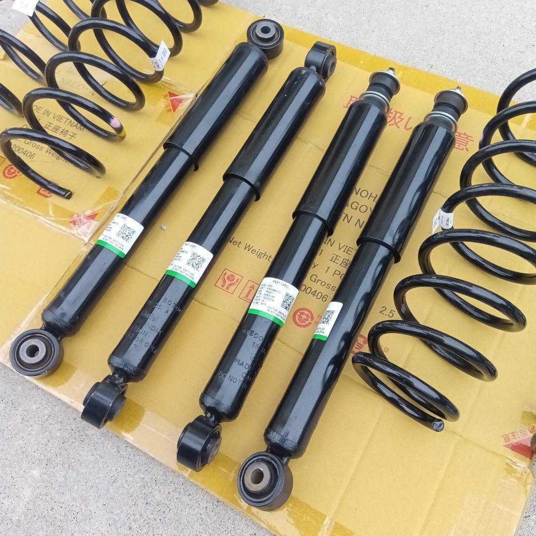 ジムニーノマド(JC74W）用純正サスペンション一式（純正・新品