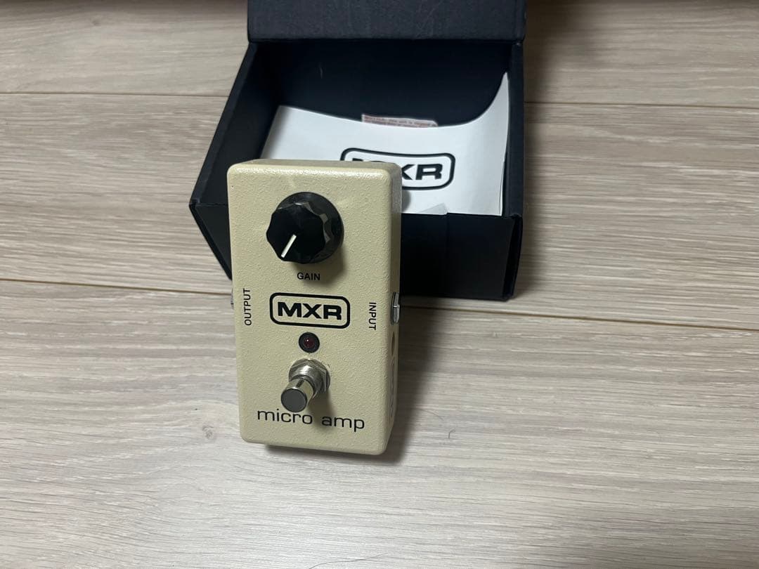 brush eight Drive X White ギターエフェクター