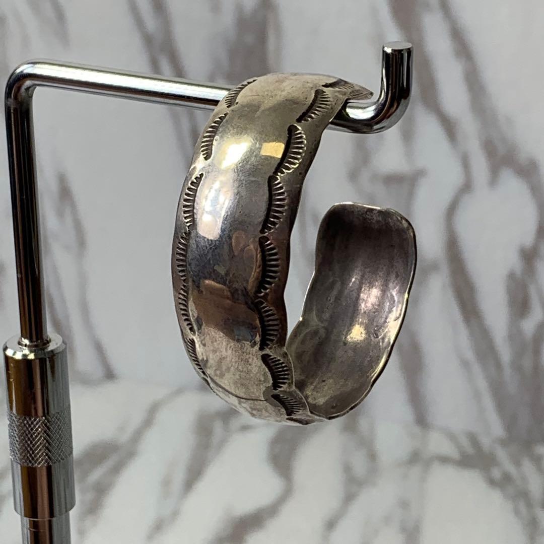 ナバホ族 W.TRACY バングル STERLING 刻印 vintageの通販はau PAY