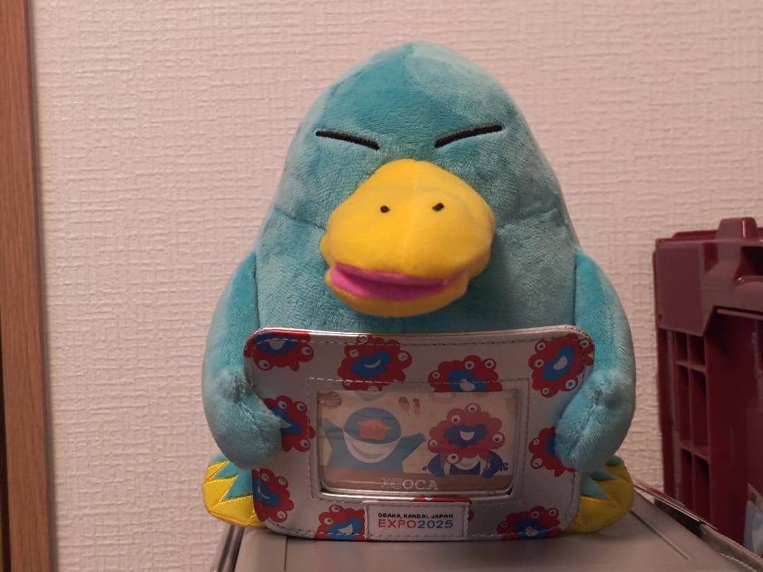 ICOCA付き イコちゃんぬいぐるみ 東西夢のコラボレーション！】ICOCAのイコちゃん×Suicaのペンギン