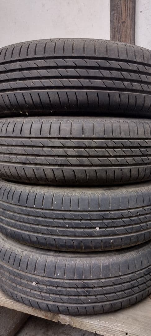 ラパンのホイルキャップ（タイヤと鉄チンはオマケ） - メルカリ