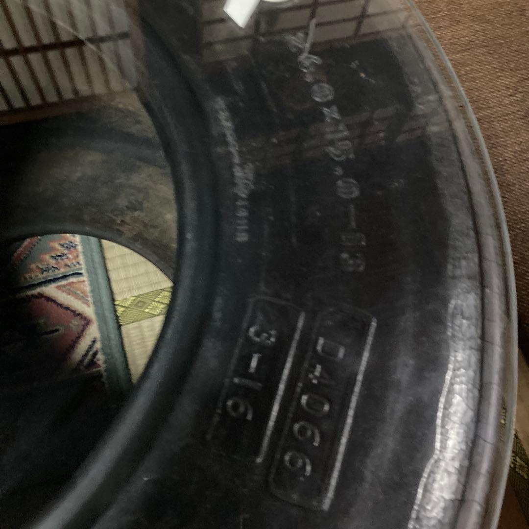 F1タイヤテーブル 希少限定品 - メルカリ