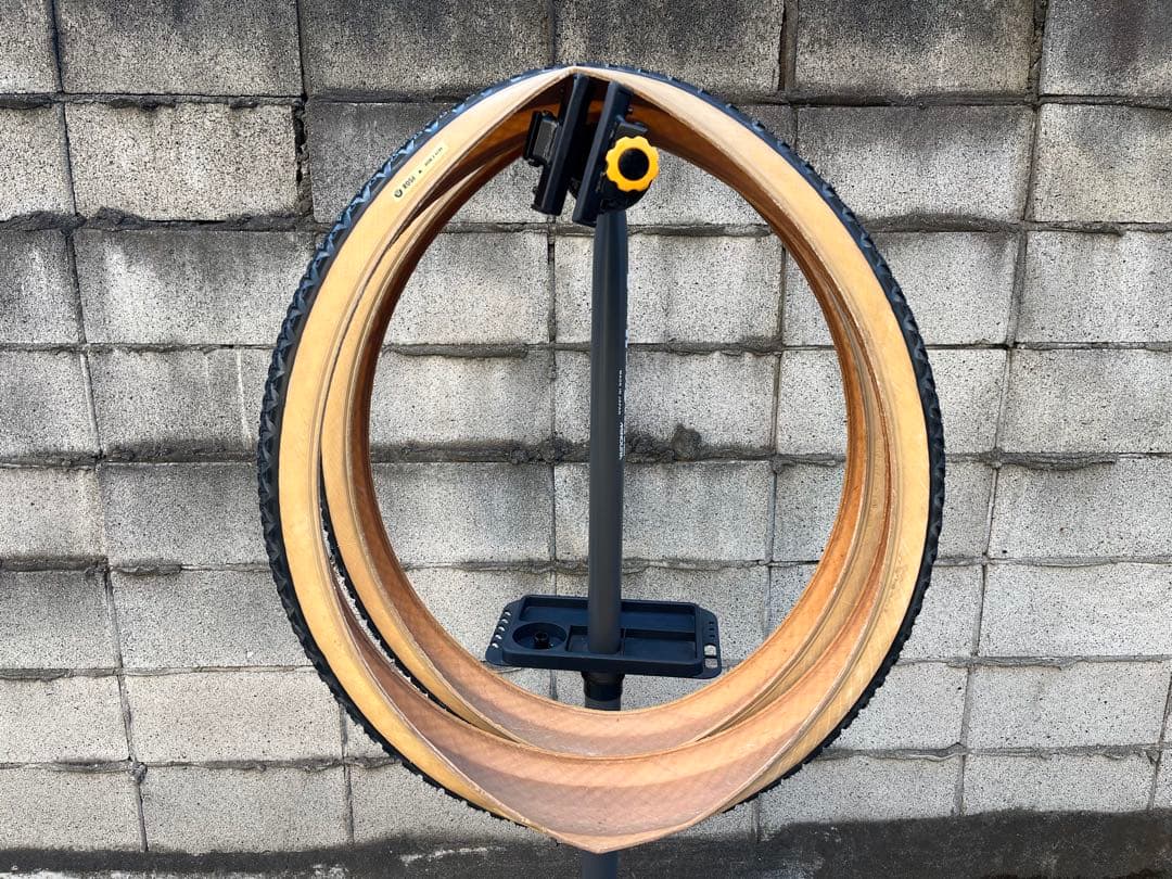 ★ULTRADYNAMICO* rose 650B 47.99 × 2本セット