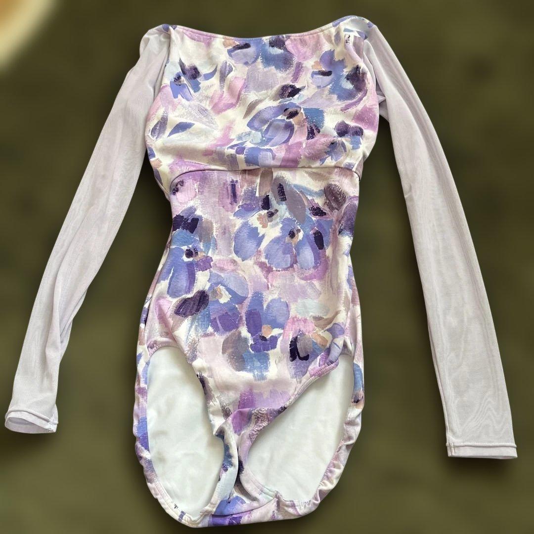 新品未使用】Stina スティナ ラベンダーのお花 長袖バレエレオタード