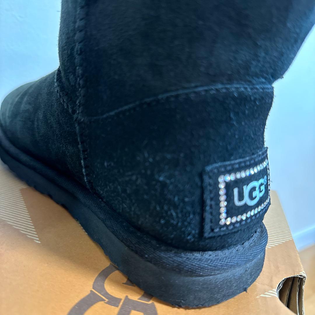 UGG ムートンブーツ スワロフスキー ugg アグ - メルカリ