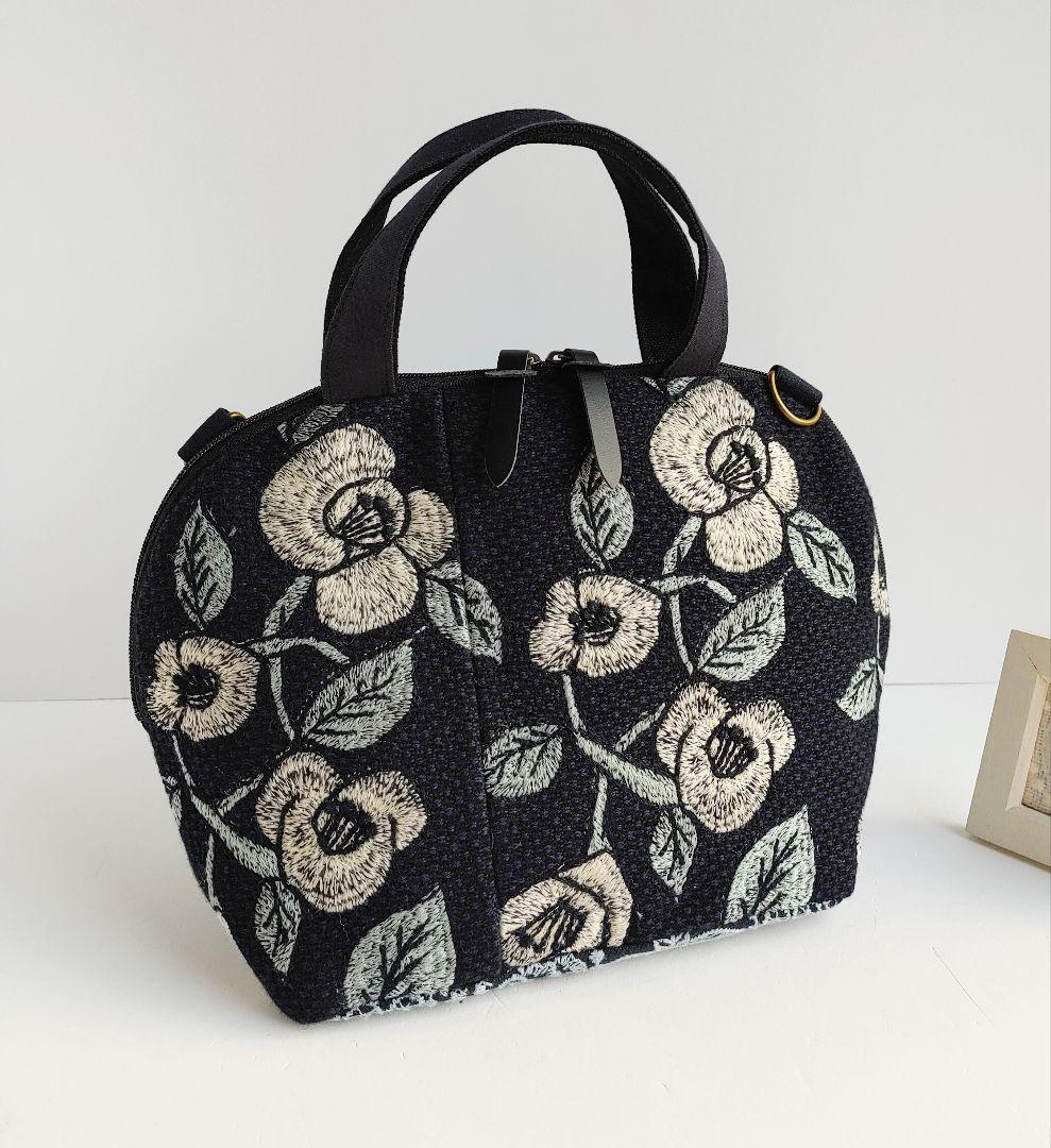 １点のみ　レア　swing camellia　ミニサイズまるいファスナーバッグ 1点のみ レア swing camellia ミニサイズまるいファスナーバッグ 1点