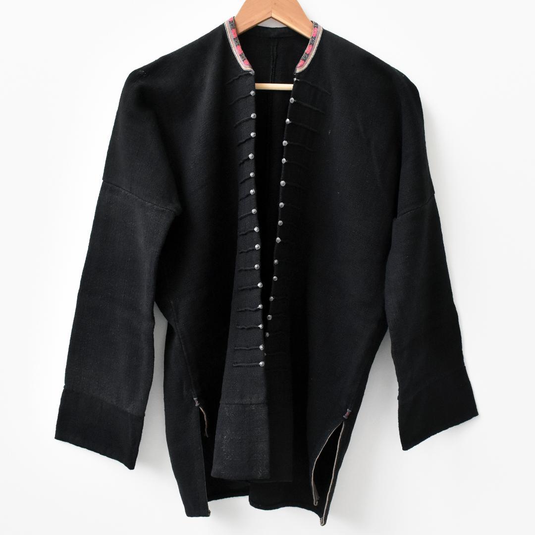 山岳少数民族 黒ヤオ族・ザオ族 モン族 衣装 刺繍 古着 上着