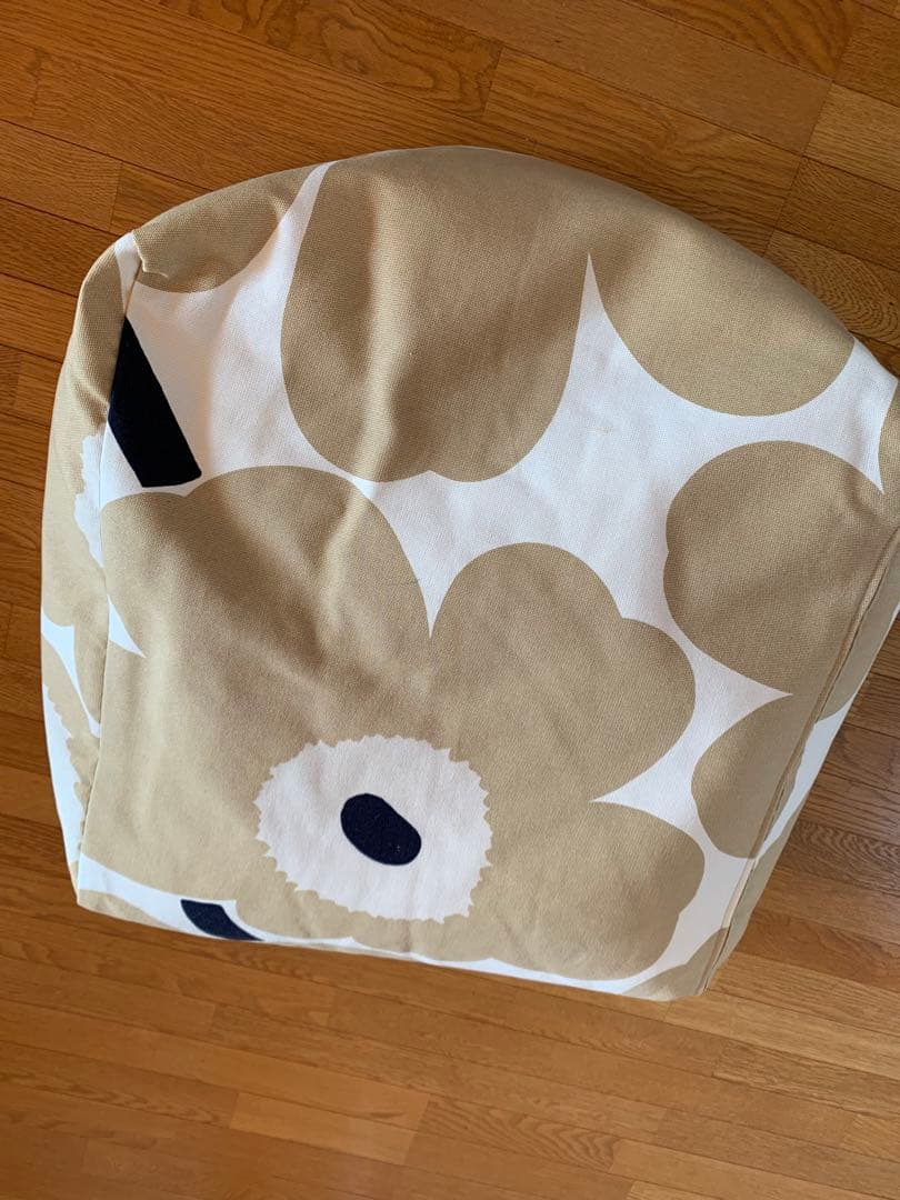 正規品！marimekko 花柄ビーズクッション Marimekko - Unikko柄のシーズンカラーは秋に向け落ちついた印象に