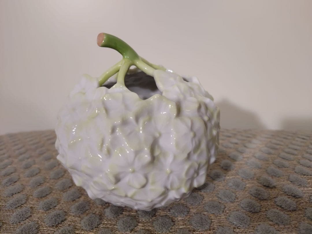 【極美品ロイヤルコペンハーゲン:紫陽花フラワーベース】 Amazon.co.jp: ロイヤルコペンハーゲン 紫陽花 フラワーベース 花瓶